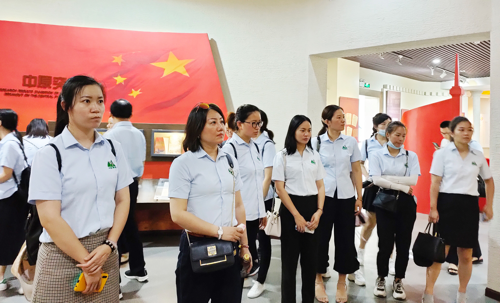 1597650637861643.jpg 1597650637861643.jpg