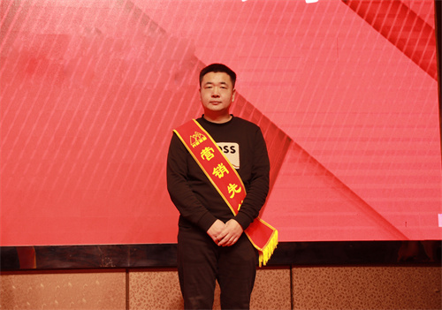 黃金.jpg 黃金.jpg