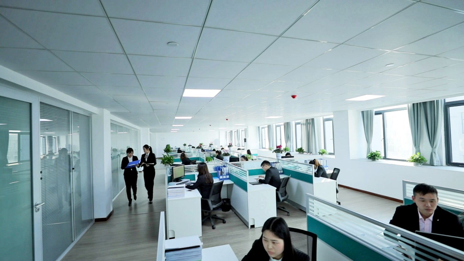 辦公室(1).jpg 辦公室(1).jpg