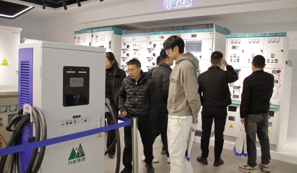 IMG_2108.JPG IMG_2108.JPG