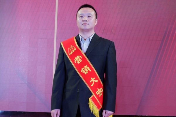 胡思武.JPG 胡思武.JPG